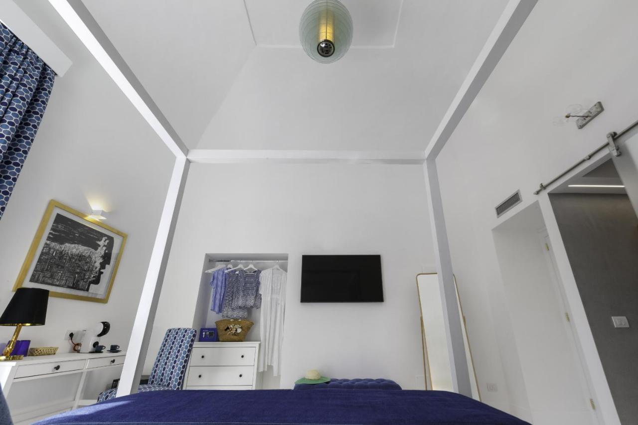 Estate4Home - Iommella Luxury Rooms Сант'Агнело Екстериор снимка