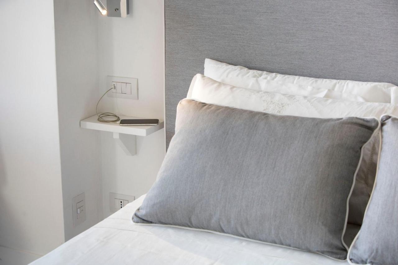 Estate4Home - Iommella Luxury Rooms Сант'Агнело Екстериор снимка