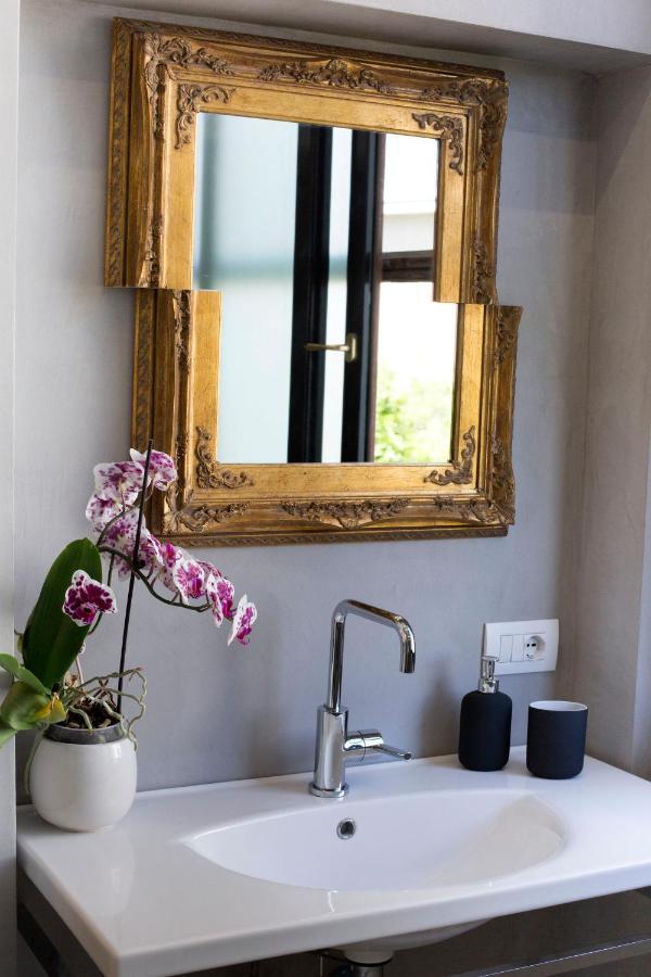 Estate4Home - Iommella Luxury Rooms Сант'Агнело Екстериор снимка