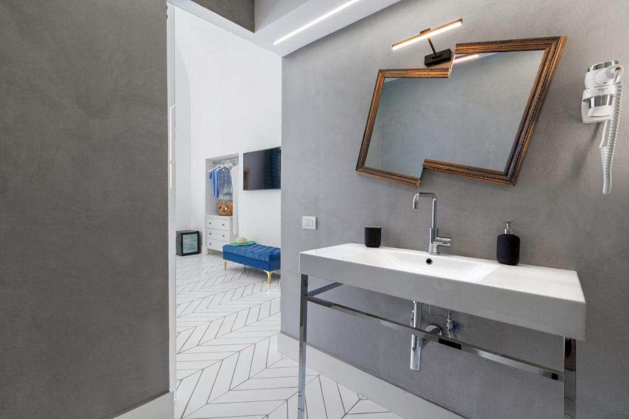 Estate4Home - Iommella Luxury Rooms Сант'Агнело Екстериор снимка